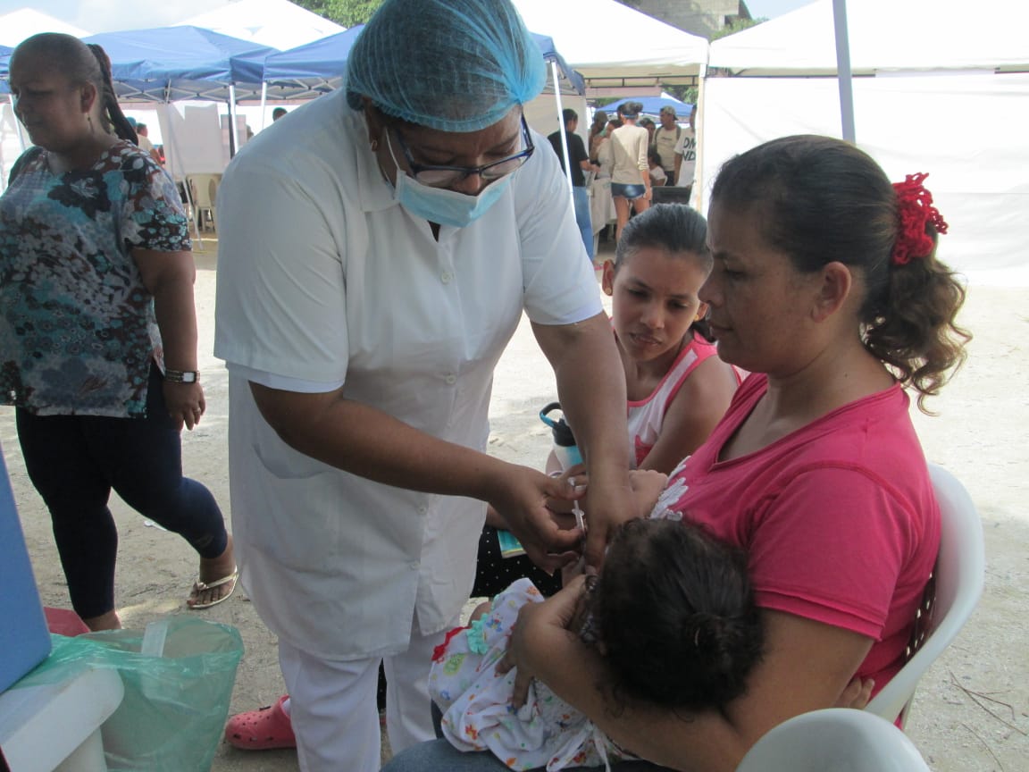 Distrito brinda atención en salud a población en condición de migración