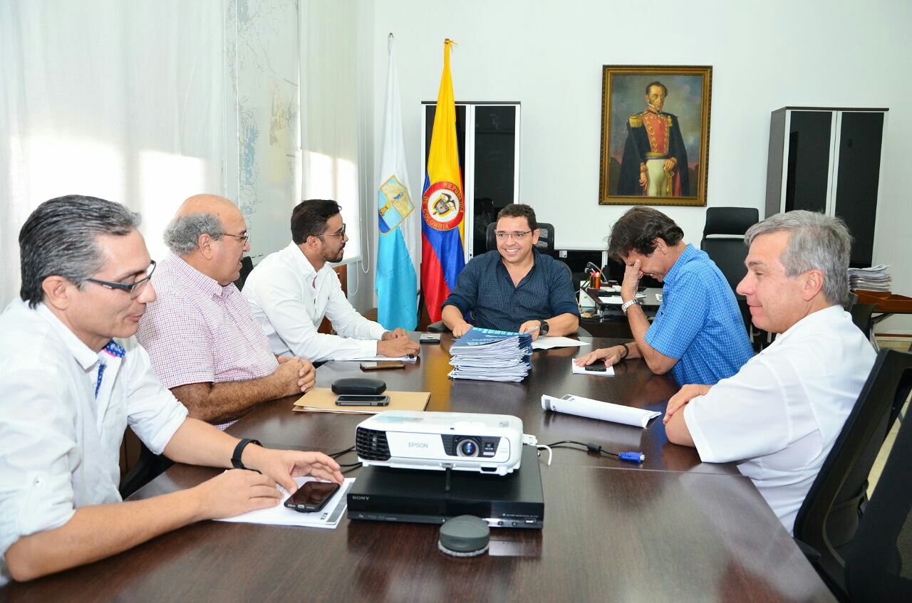 Alcalde Martínez se reunió con el gerente de Camacol