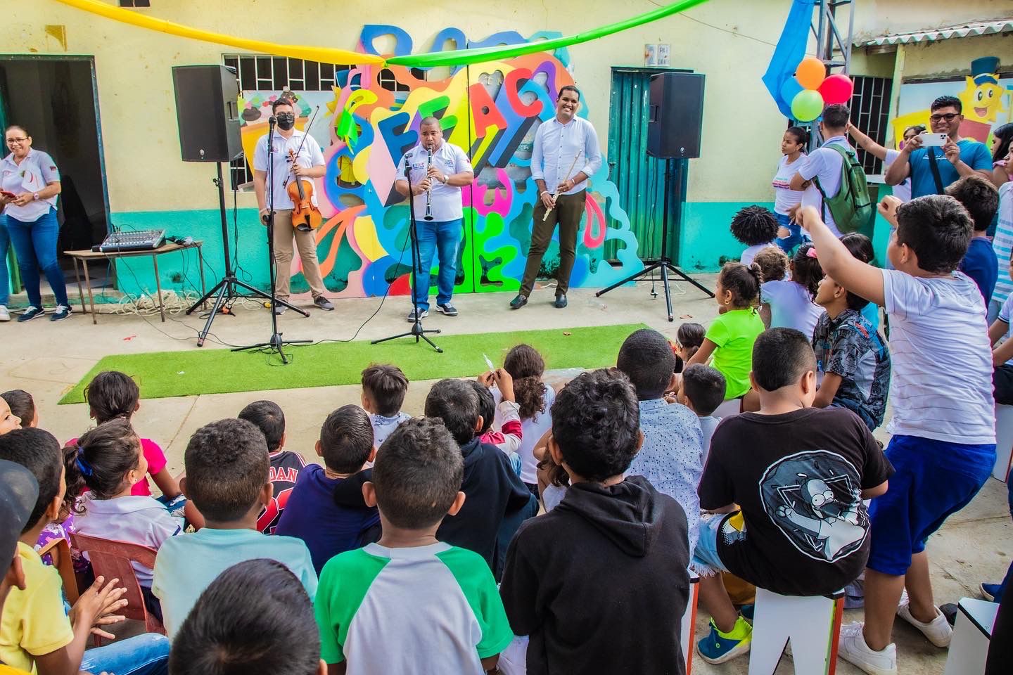 Guachaca se llenó de arte y cultura con las Galerías Populares de EFAC