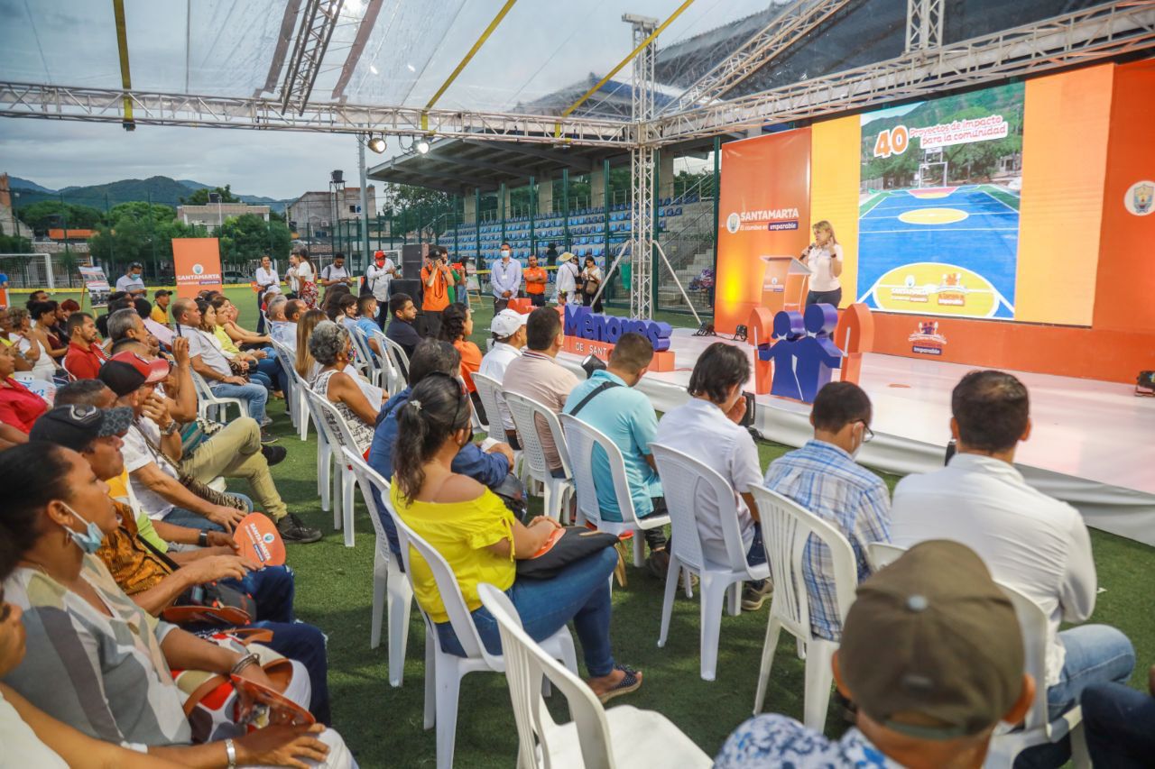 Alcaldesa Virna Johnson beneficia a 40 barrios con el programa: ‘Con Obras Menores el Cambio es Imparable’