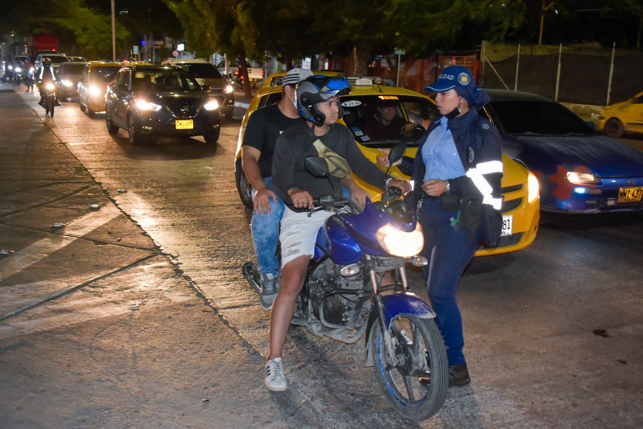 Alcaldía continúa sensibilizando a conductores para que sean responsables en la vía