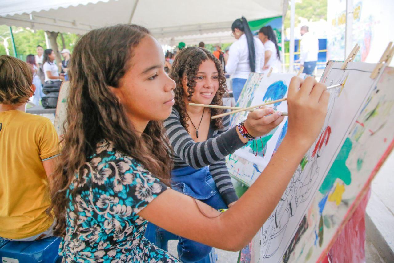 Habitantes de Gaira disfrutaron del lanzamiento de Todos Al Parque